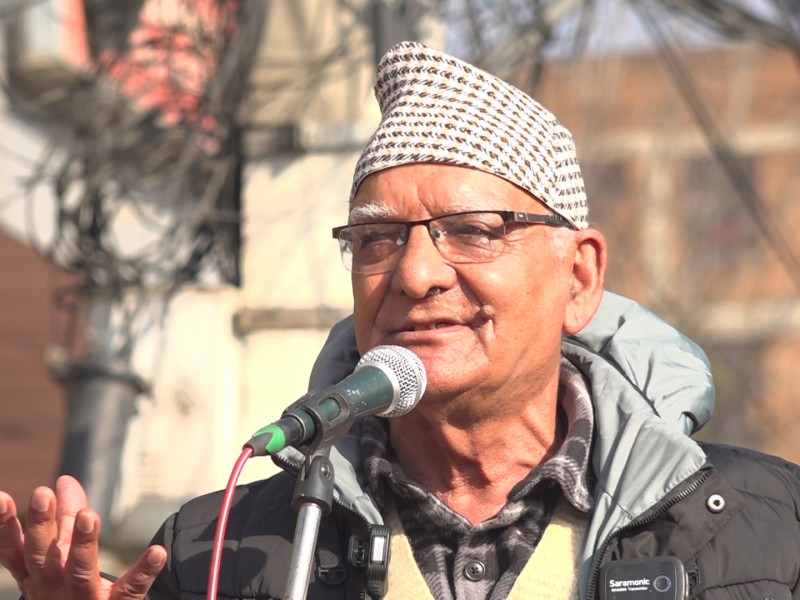 अमेरिका एमाले फकाउँदैछ : चित्रबहादुर केसी